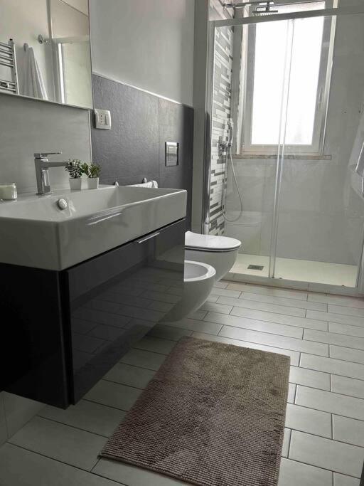 La Dimora Di Enea Apartment Brindisi Luaran gambar
