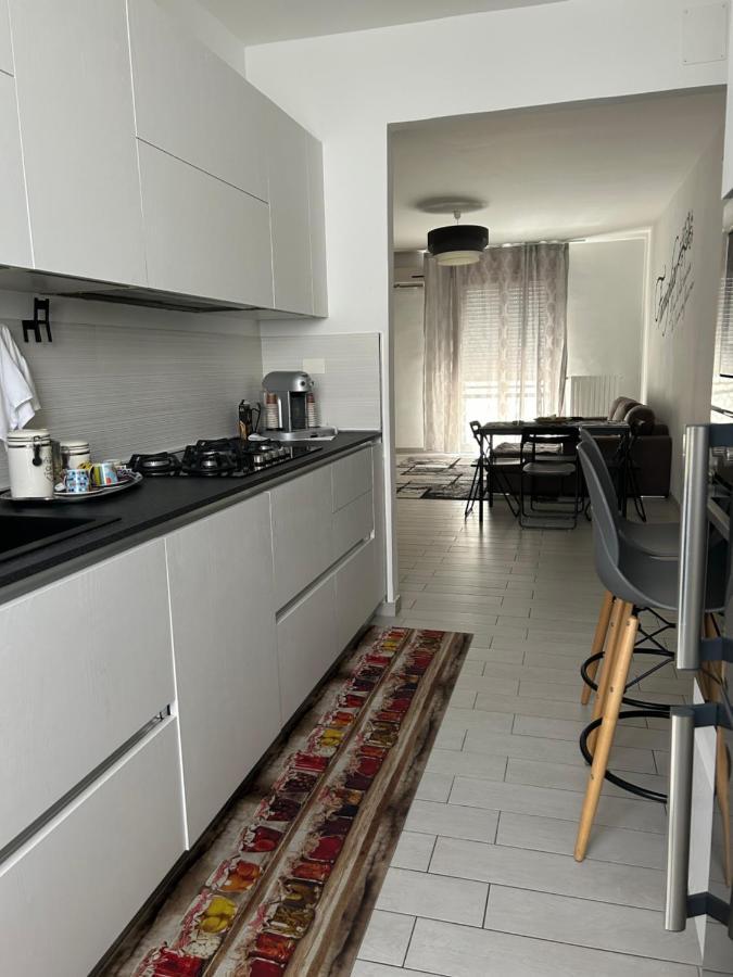 La Dimora Di Enea Apartment Brindisi Luaran gambar